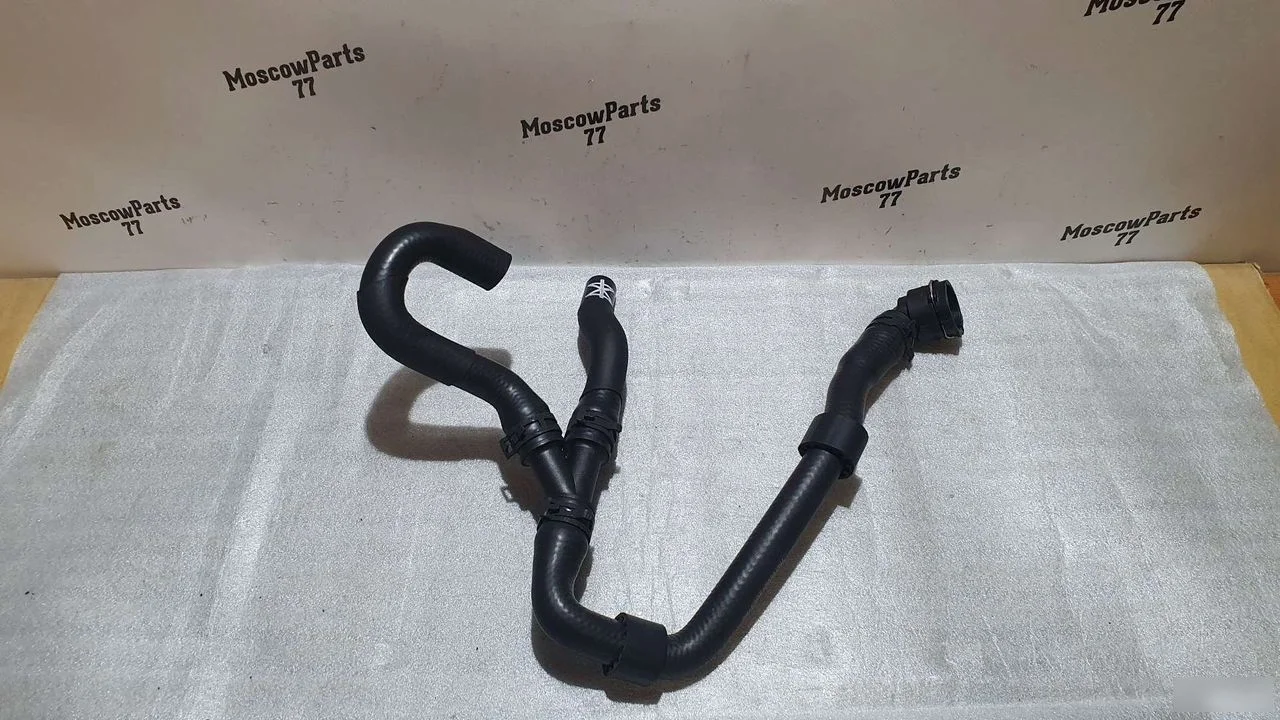 Патрубок тройник охлаждения Volkswagen Jetta VII (2018—2021)