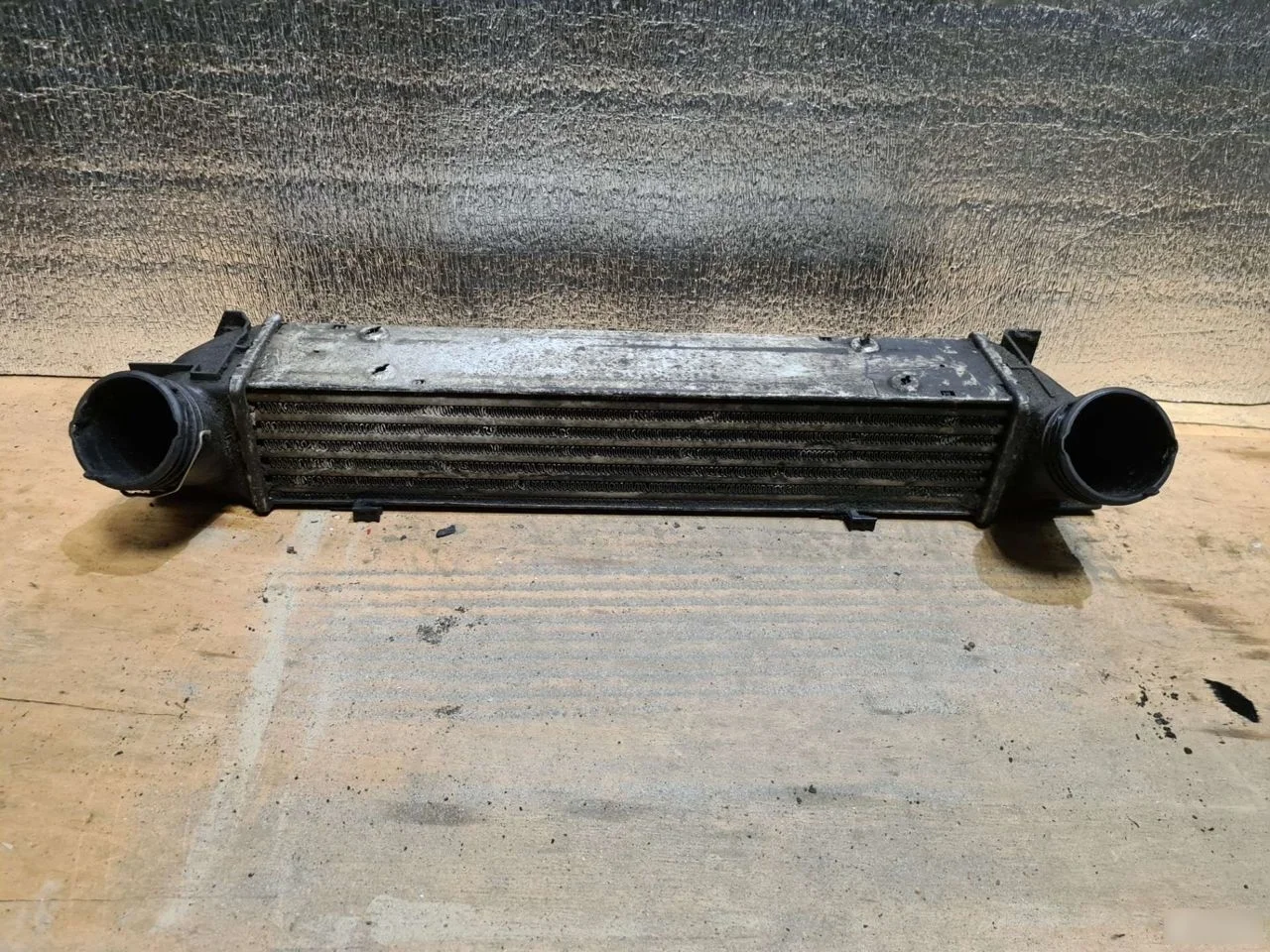 Радиатор интеркулера BMW 1 серия E81/E82/E87/E88 (2004—2007)