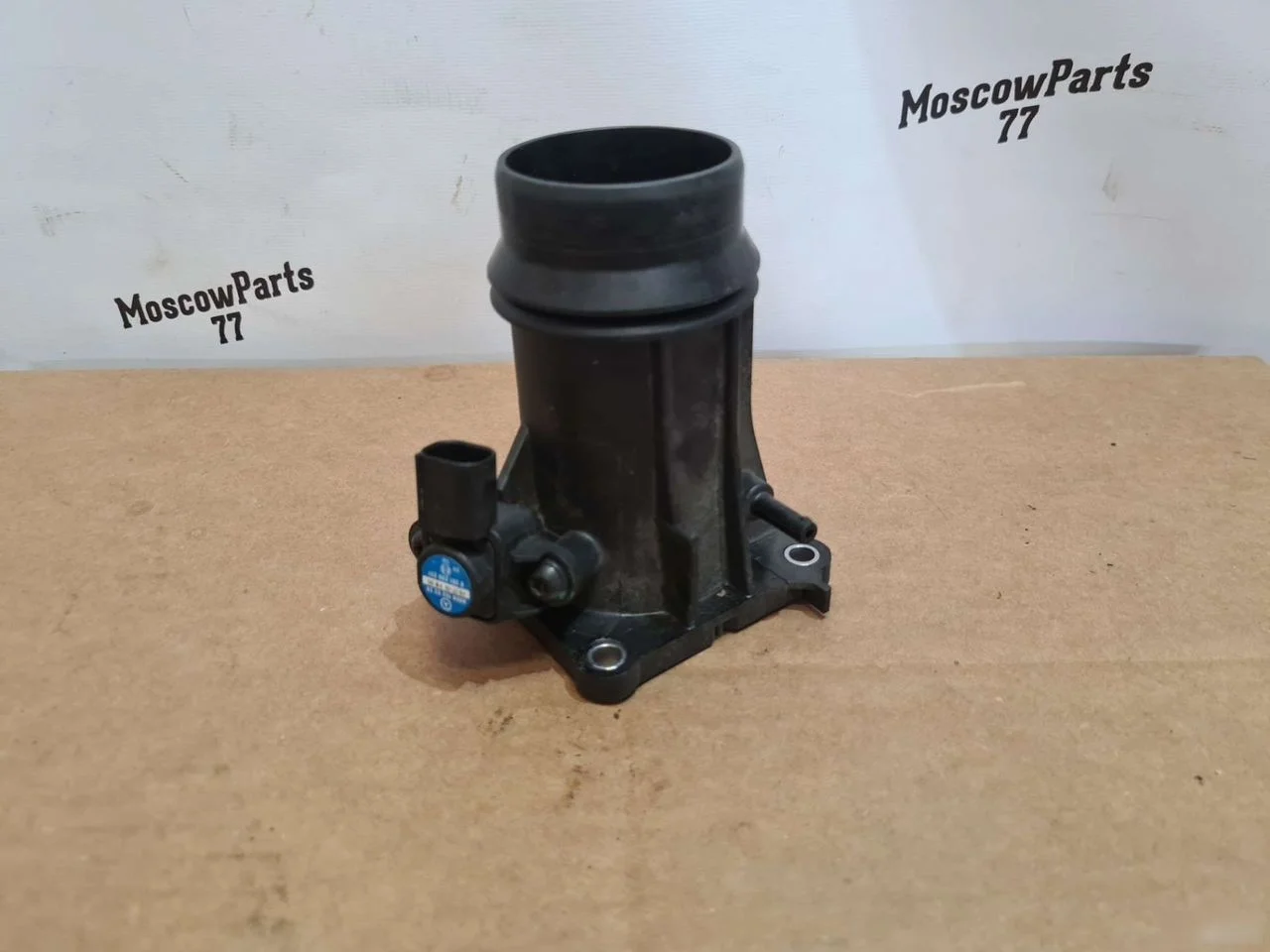 Фланец впускного коллектора Mercedes-Benz E-класс W212/S212/C207/A207 (2009—2013)