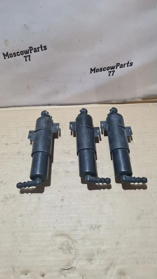 Форсунка омывателя фары правая Audi A4 B8 (2007—2012)