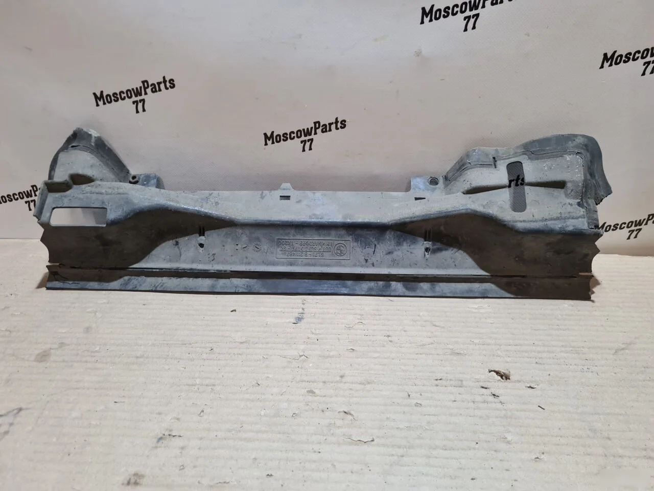 Дефлектор пыльник радиатора BMW 3 серия E46 (1998—2003)