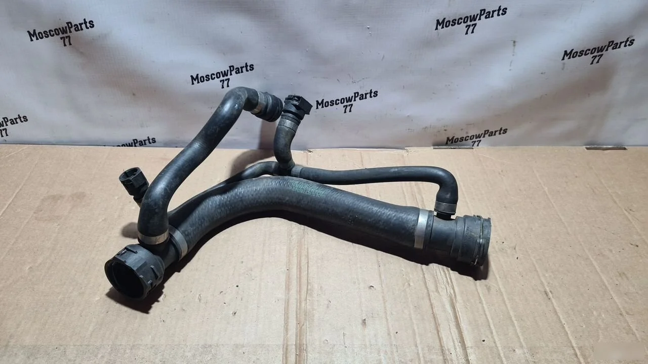 Патрубок системы охлаждения BMW 7 серия E65/E66 (2001—2005)