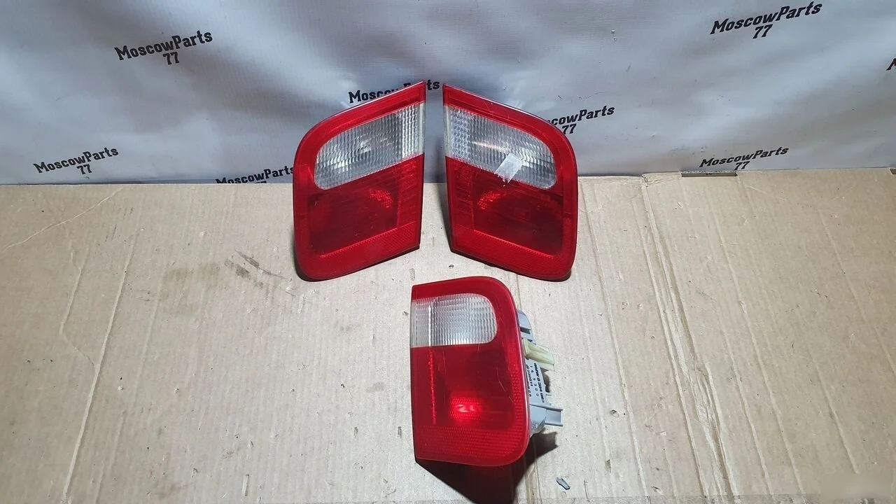 Фонарь задний левый правый внутренний BMW 3 серия E46 (1998—2003)