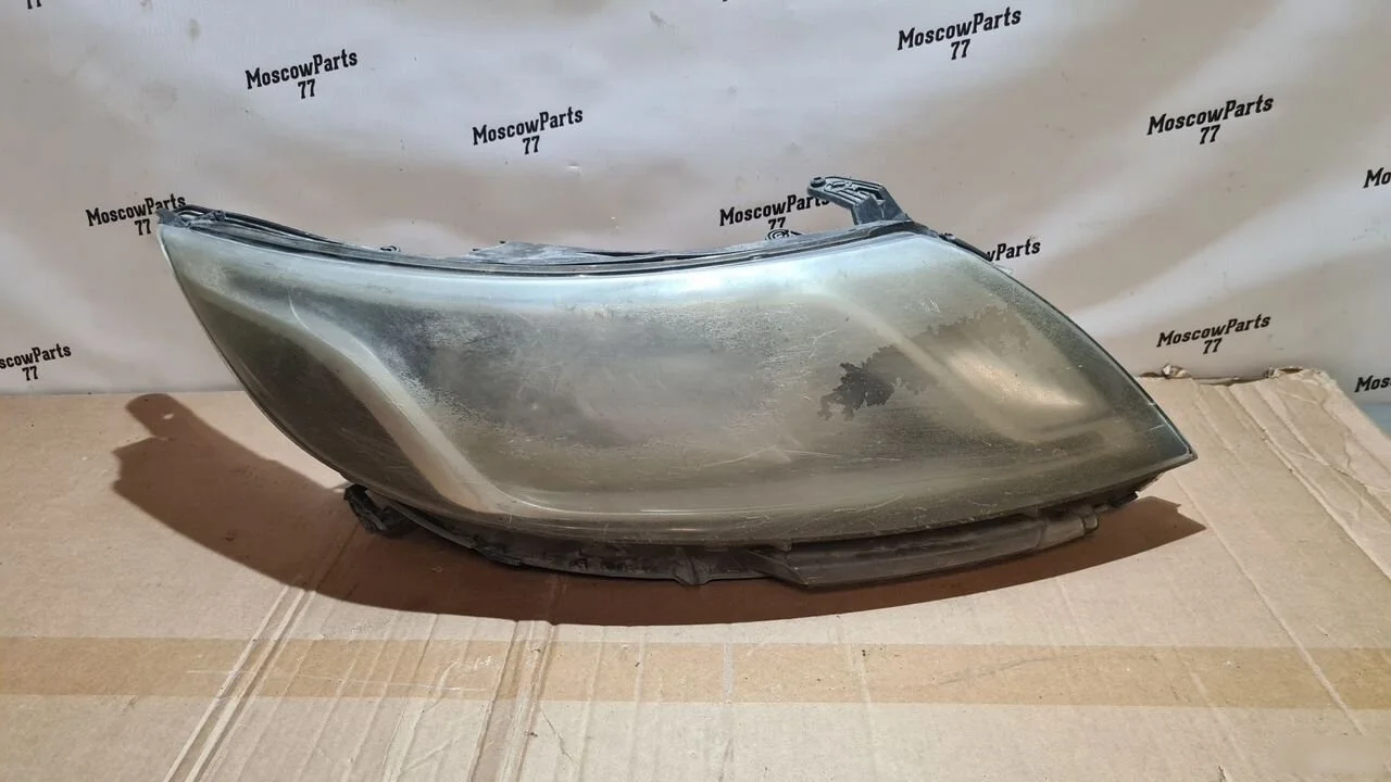 Фара правая галоген Kia Rio III (2011—2015)