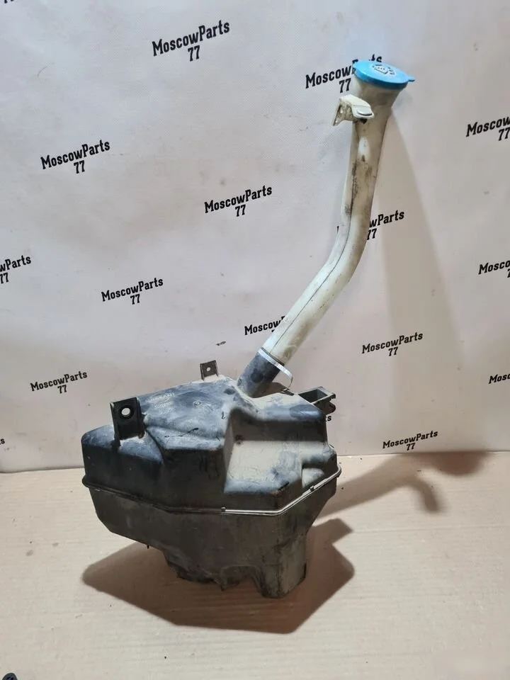 Бачок омывателя Infiniti G35 III (2002—2007)