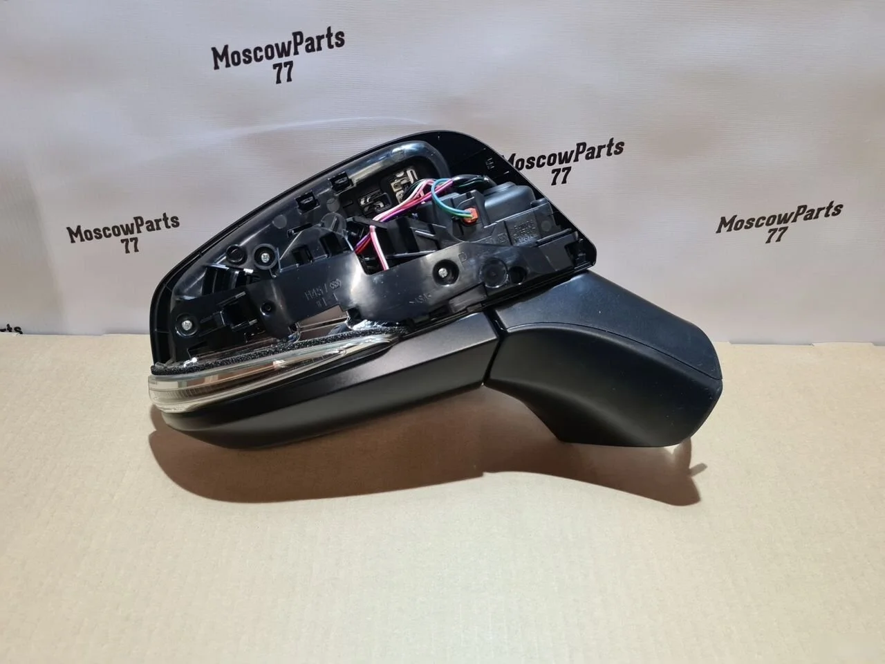 Новое правое зеркало Toyota RAV4 V (2018—2025)