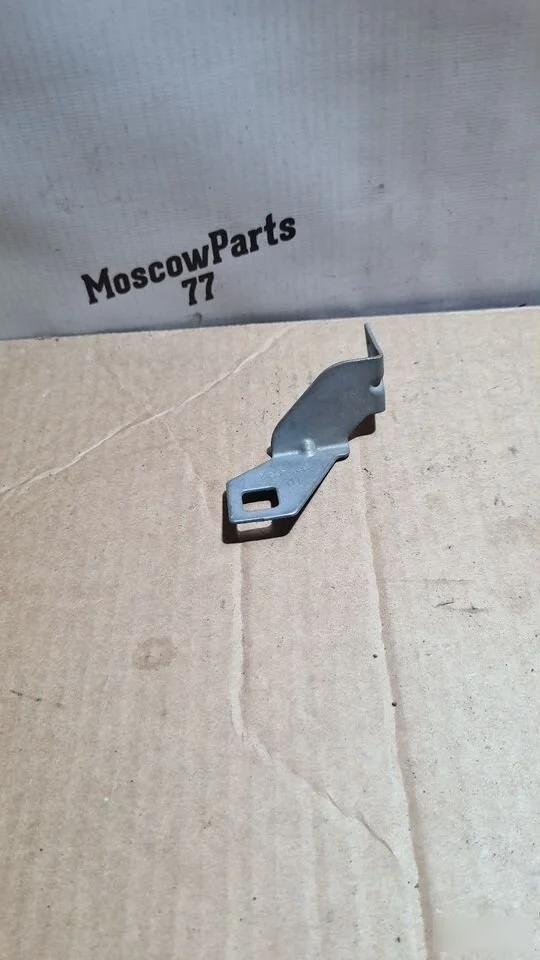 Кронштейн усилителя бампера BMW 5 серия F10/F11 (2009—2013)