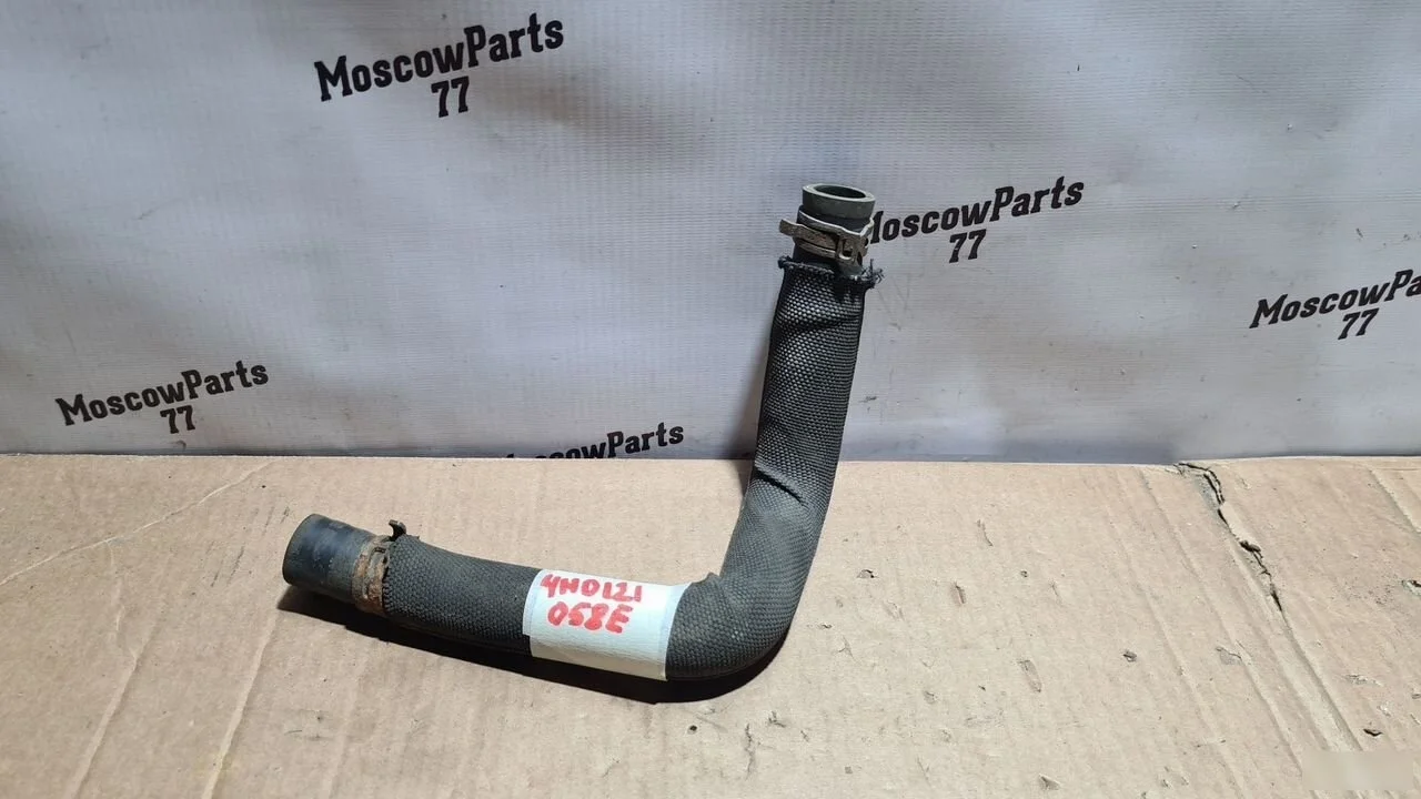 Патрубок охлаждения Audi A8 D4 (2010—2014)