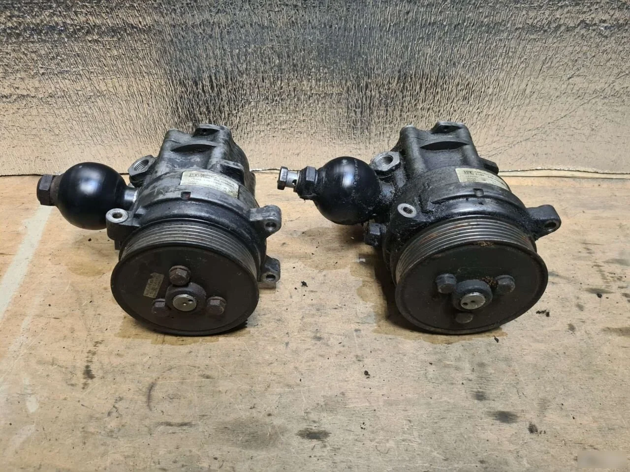 Насос гидроусилителя BMW 7 серия E65/E66 (2001—2005)