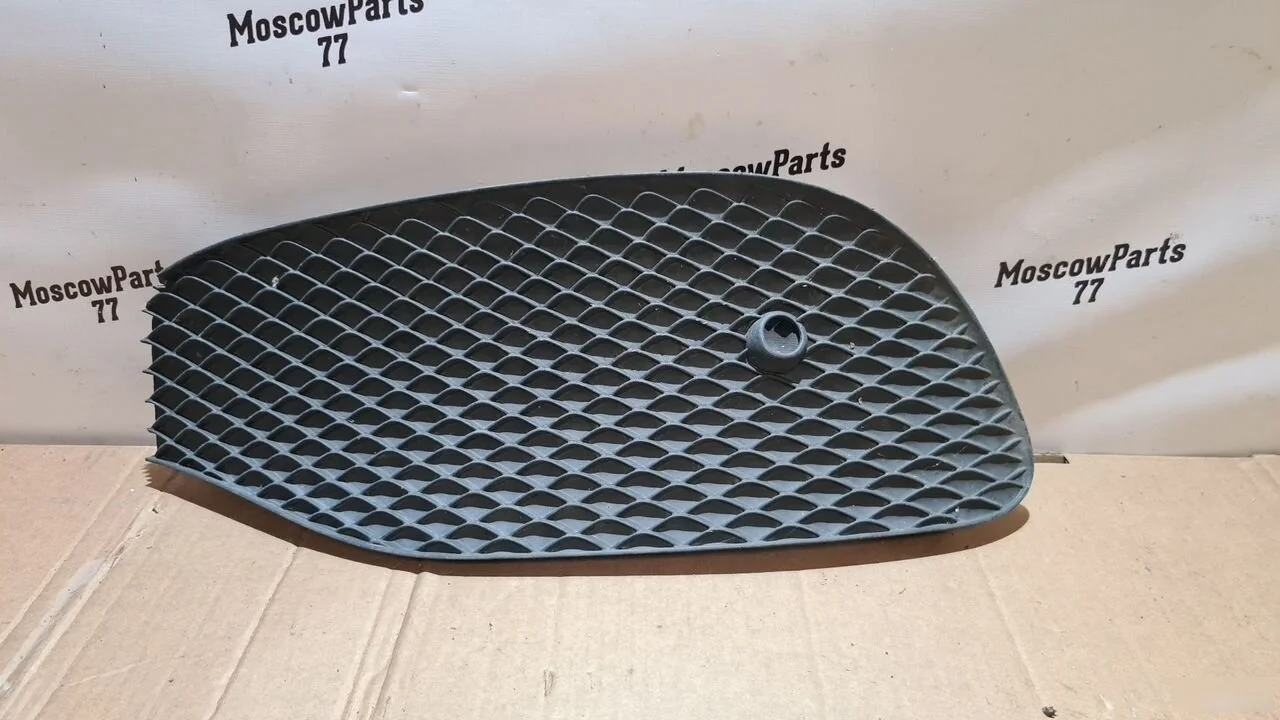 Решетка переднего бампера левая Mercedes-Benz E-класс AMG W213/S213/C238/A238 (2016—2020)