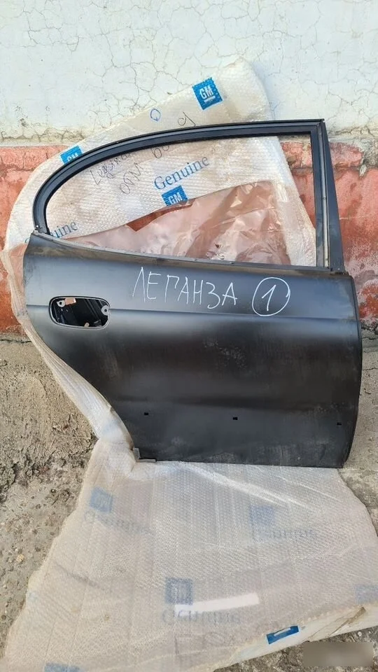 Новая задняя правая дверь Daewoo Leganza I (1997—2008)