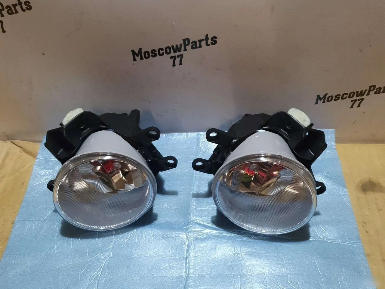 Новая противотуманная фара птф Toyota RAV4 IV рестайлинг (2015—2019)