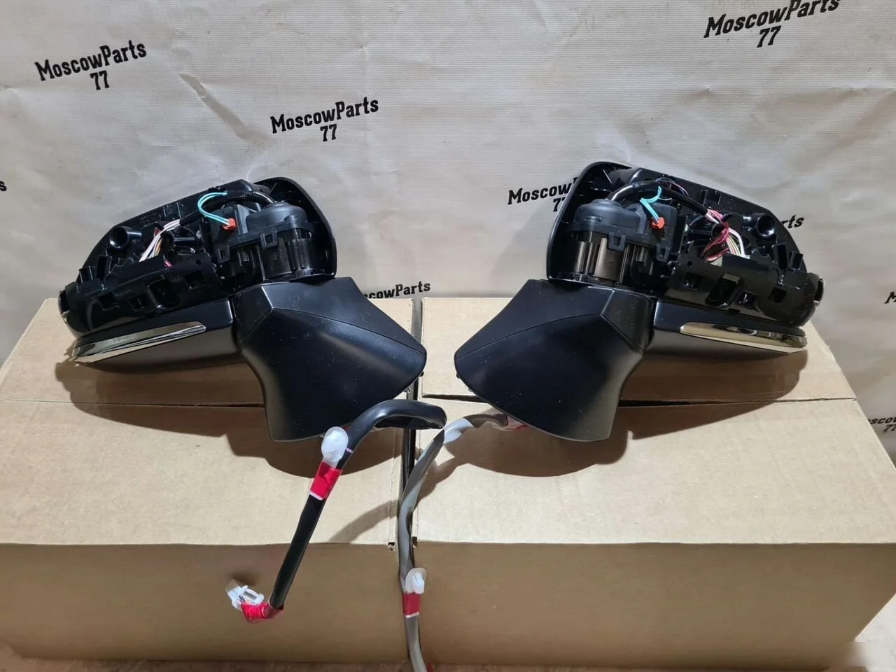 Зеркало наружное левое правое Toyota Camry XV70 (2017—2021)