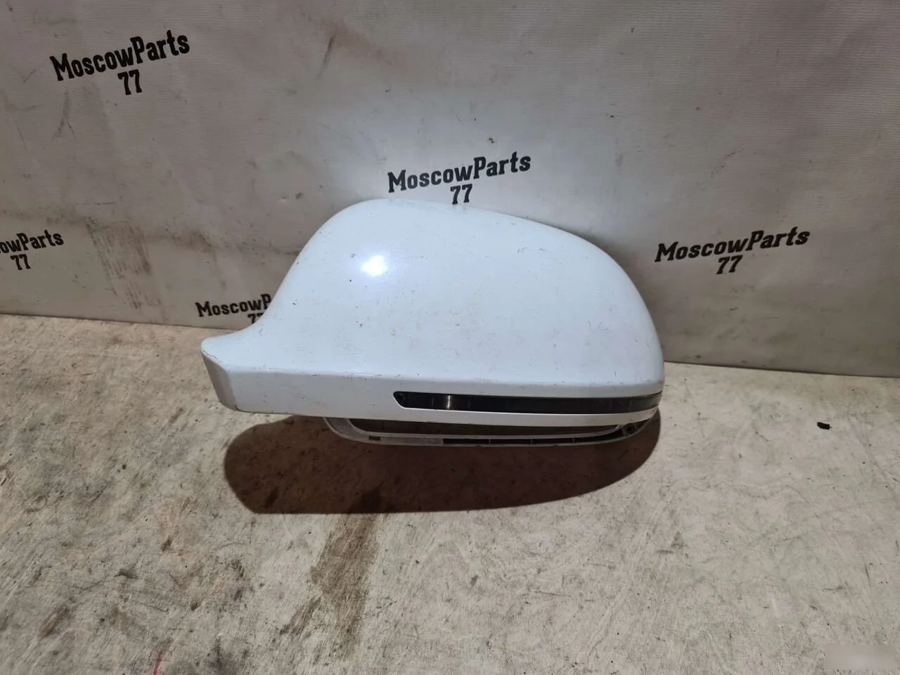 Крышка колпак левого зеркала Audi A3 8P рестайлинг 2 (2008—2013)