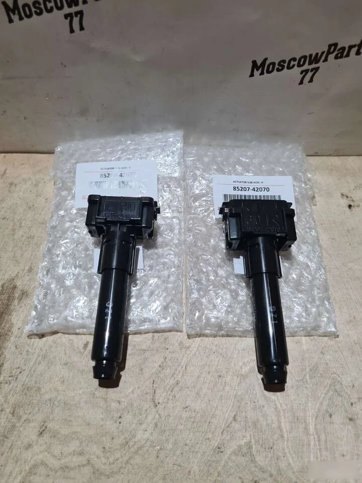 Форсунка омывателя фары Toyota RAV4 V (2018—2025)