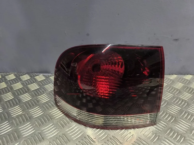 Фонарь задний левый volkswagen Touareg 2007 7L6945095R 7L BHK