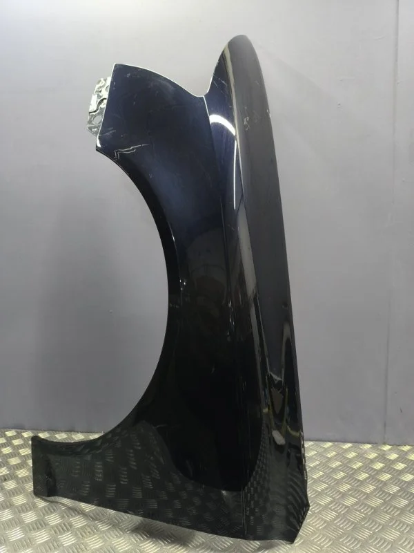 Крыло переднее левое Audi A6 2010 4F0821103F C6 CCE