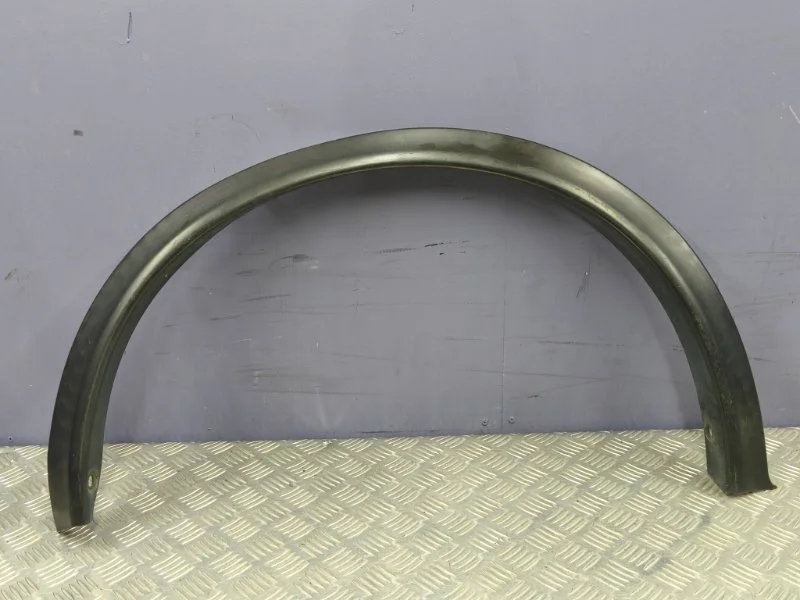 Расширитель крыла Nissan Juke 2011 638611KA0A NF15 MR16DDT, передний левый