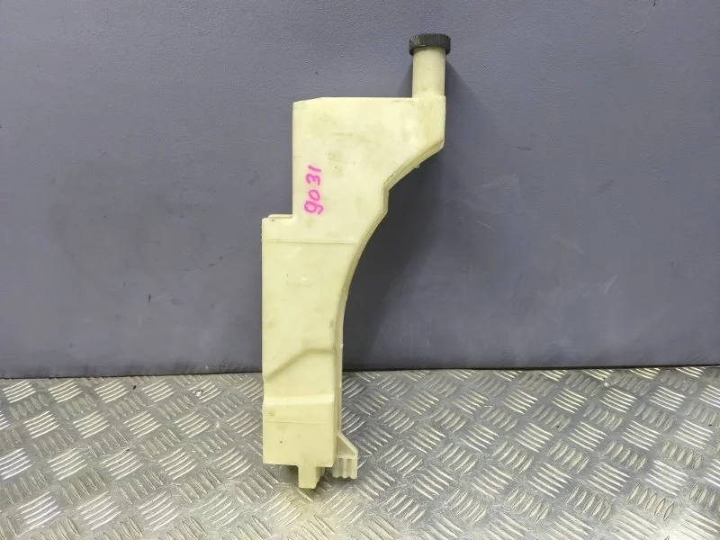 Бачок расширительный Nissan Juke 2011 217101KC0B NF15 MR16DDT