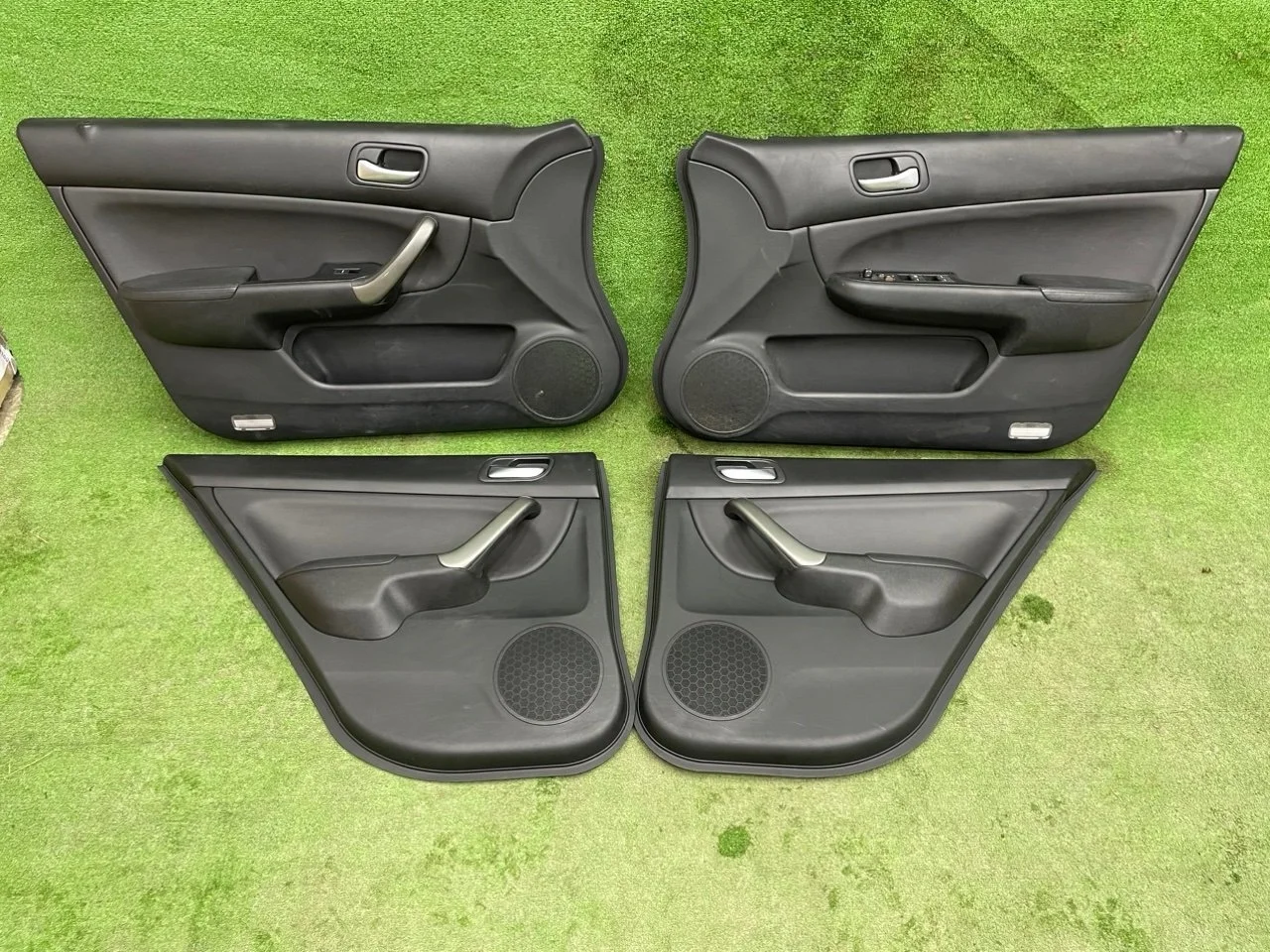 Обшивка боковой двери Honda Accord 2007 CL9