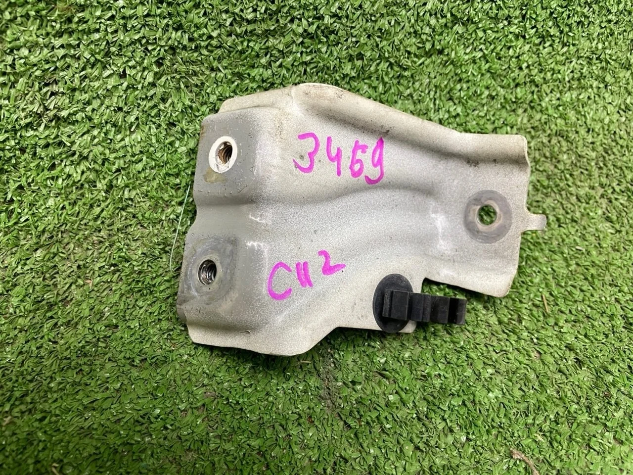 Крепление бампера Honda Accord 2009 CU2