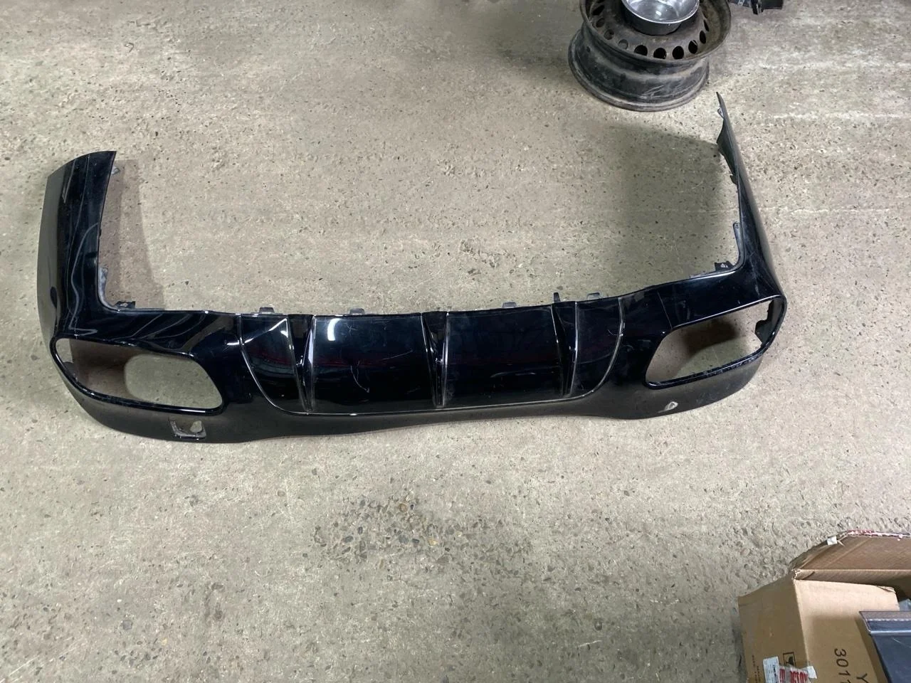 Юбка бампера Mercedes AMG GT 2024 A2908854600, задняя