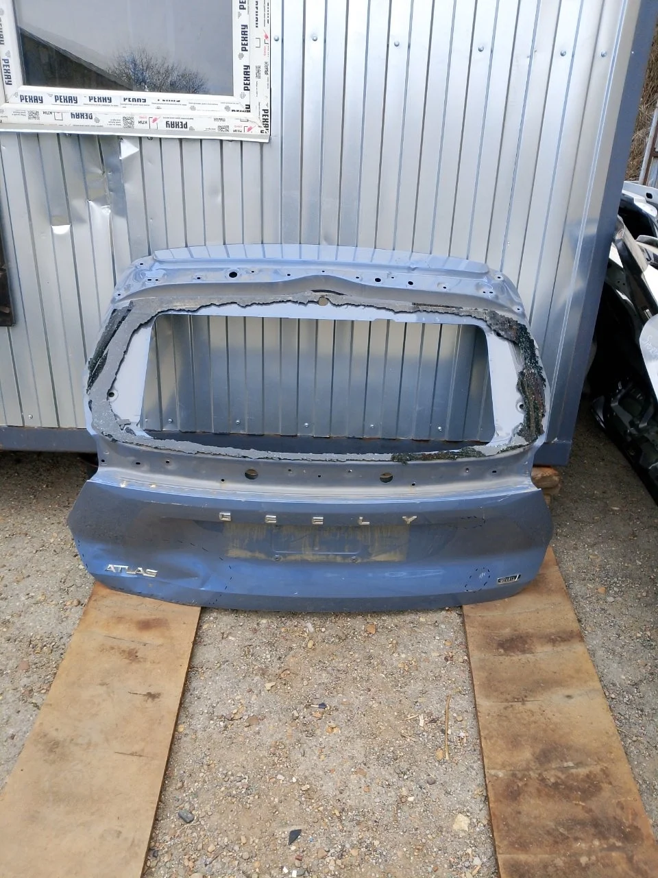 Дверь багажника Geely Atlas 2024 5062053300C15, задняя