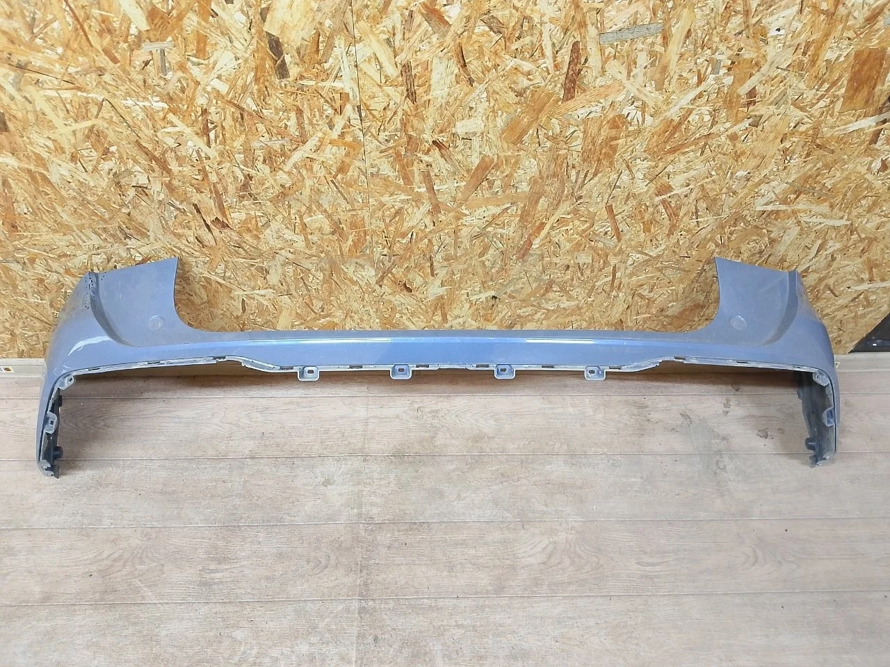 Бампер Geely Atlas 2024 8891868405, задний