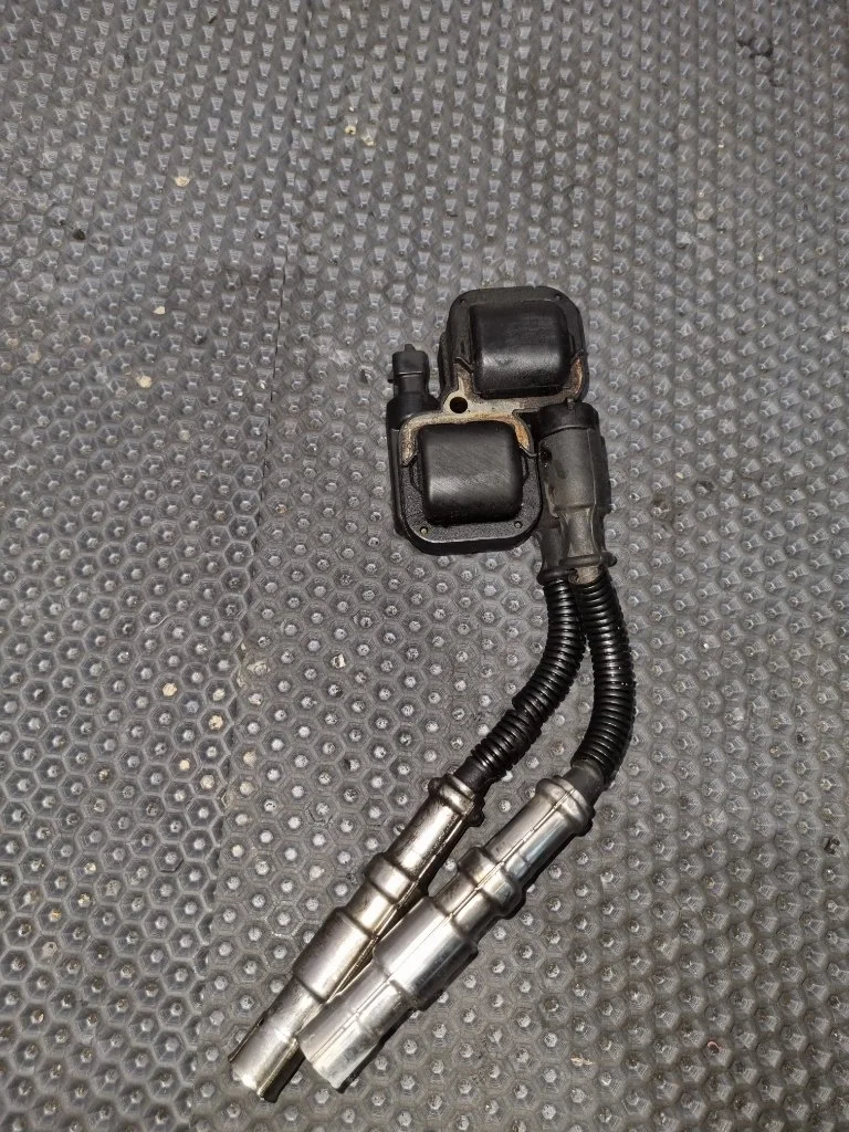 Катушка зажигания Mercedes-Benz SL-Class 2004 A0001587803 R230 3.7 112.973