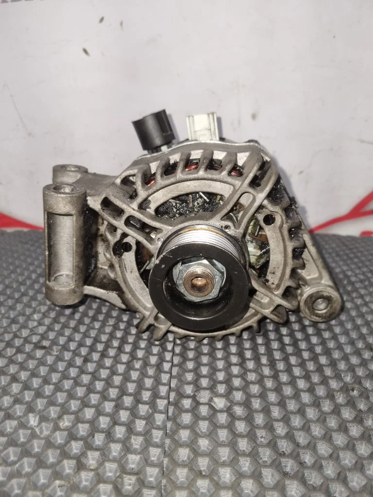 Генератор Ford focus 3N1110300AE 2 1.6