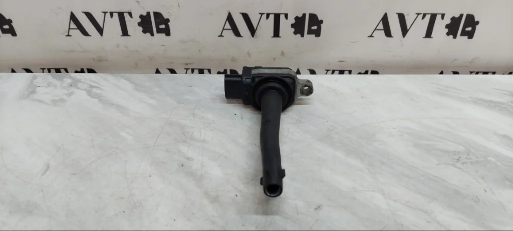 Катушка зажигания Nissan Tiida HR16DE