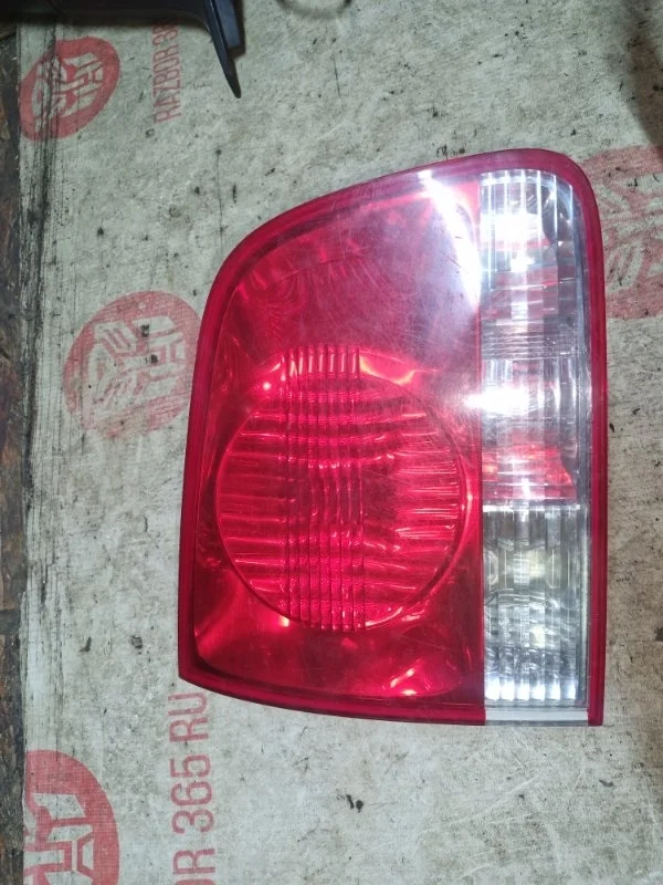 Фонарь крышки багажника Volkswagen Touareg 2005 7L