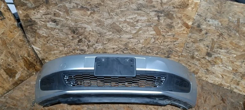 Бампер Volkswagen Polo 2012 6R1