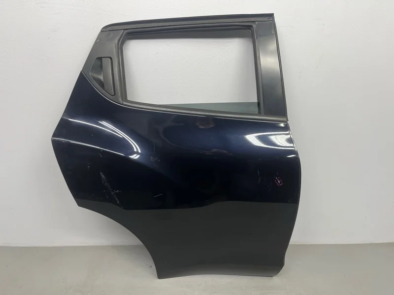 Дверь Nissan Juke F15