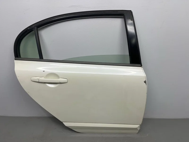Дверь Honda Civic 8 FD