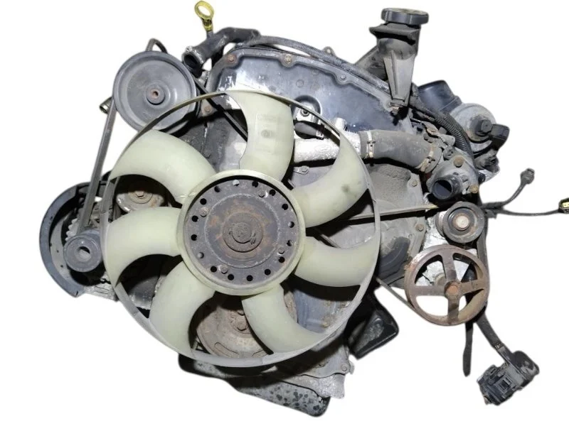 Двигатель задний Ford Transit (00-06) 2.4L