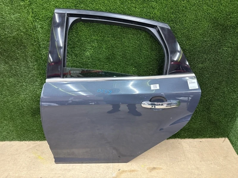 Дверь Ford Focus 3 2013 2172764 CB8 MGDA, задняя левая