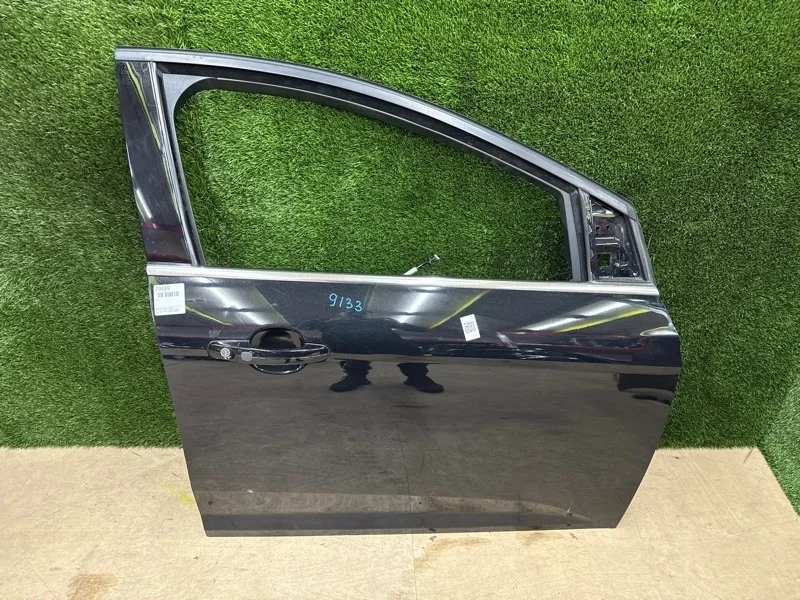 Дверь Ford Focus 3 2014 2147844 CB8 MGDA, передняя правая