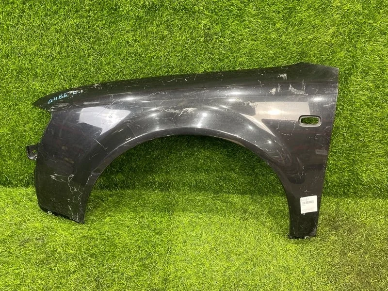 Крыло Audi A4 2004 8E0821105B B6 AMB 1.8T, переднее левое