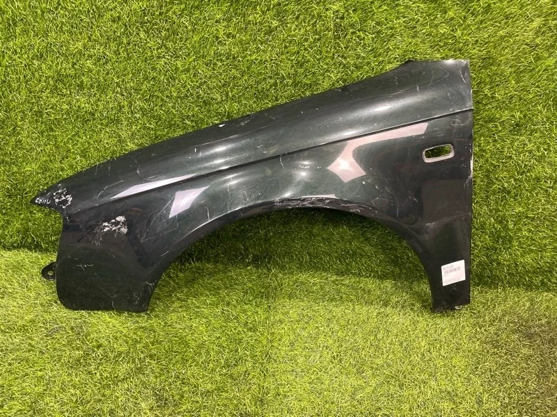 Крыло Audi A4 2006 8E0821105F B7 BWE 2.0T, переднее левое