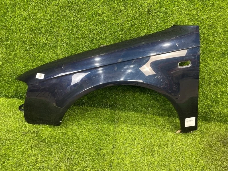 Крыло Audi A4 2006 8E0821105F B7 BWE 2.0T, переднее левое