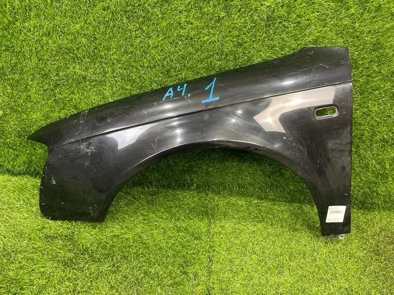 Крыло Audi A4 2006 8E0821105F B7 BWE 2.0T, переднее левое