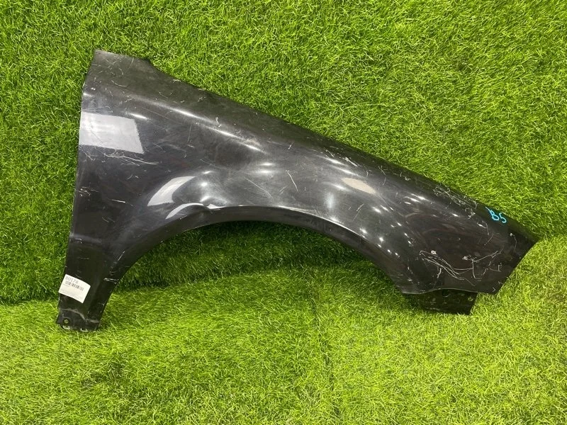 Крыло Volkswagen Passat 2003 3B0821106E B5 AMX 2.8, переднее правое