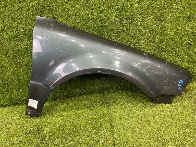 Крыло Volkswagen Passat 2003 3B0821106E B5 AMX 2.8, переднее правое