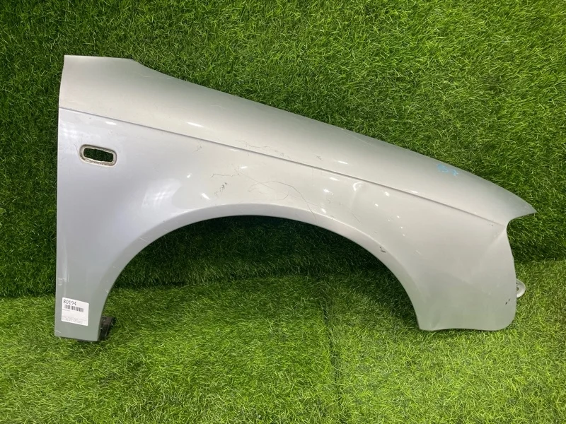 Крыло Audi A4 2006 8E0821106F B7 BWE 2.0T, переднее правое