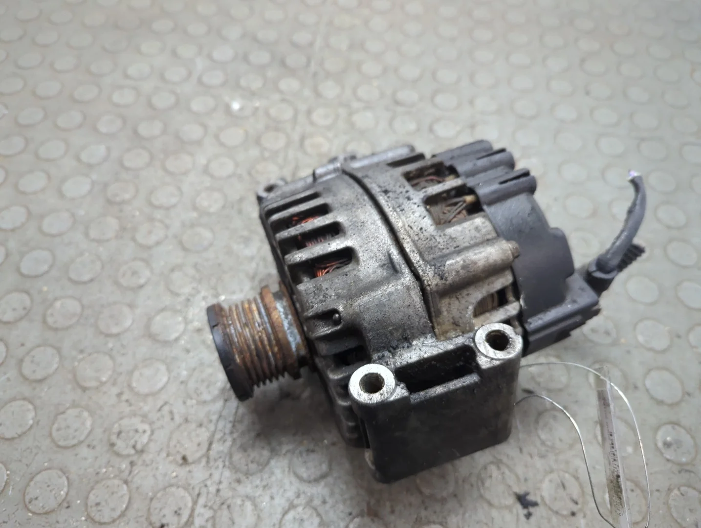 Генератор Mercedes-Benz Sprinter 2006-2018 Микроавтобус КПП 6-ст.мех.(МКПП) OM 651.955 DE 22 LA Дизель 2.1 л CDI