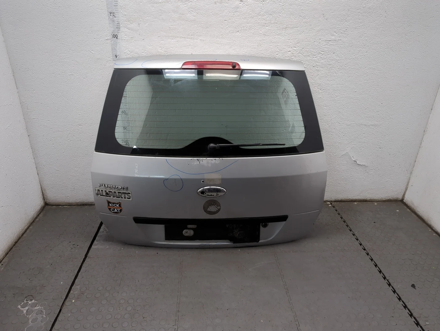 Крышка (дверь) багажника Ford Fusion 2002-2012 Хэтчбэк 5 дв. КПП 5-ст.мех.(МКПП) FXJA, FXJB, FXJC Бензин 1.4 л Инжектор