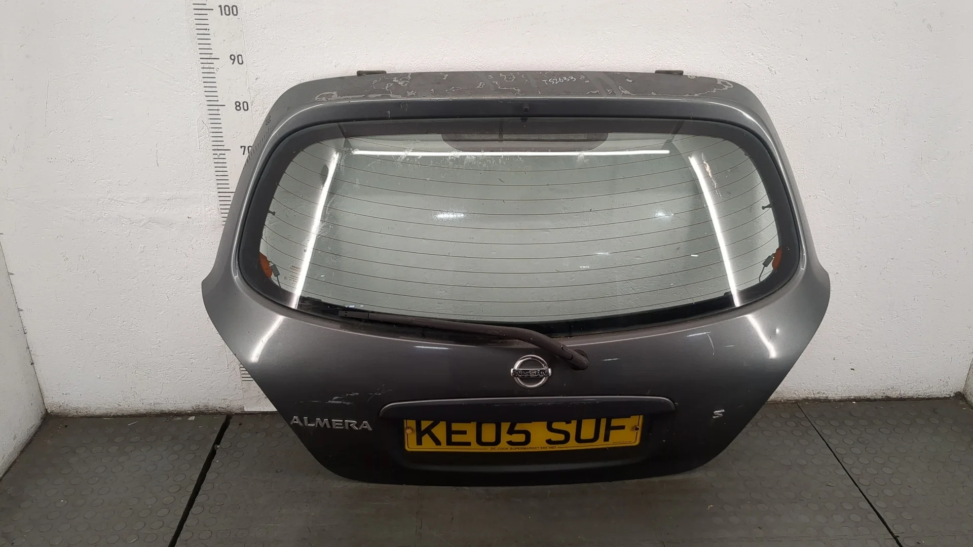 Крышка (дверь) багажника Nissan Almera N16 2000-2006 Хэтчбэк 5 дв. КПП 5-ст.мех.(МКПП) QG15DE Бензин 1.5 л Инжектор