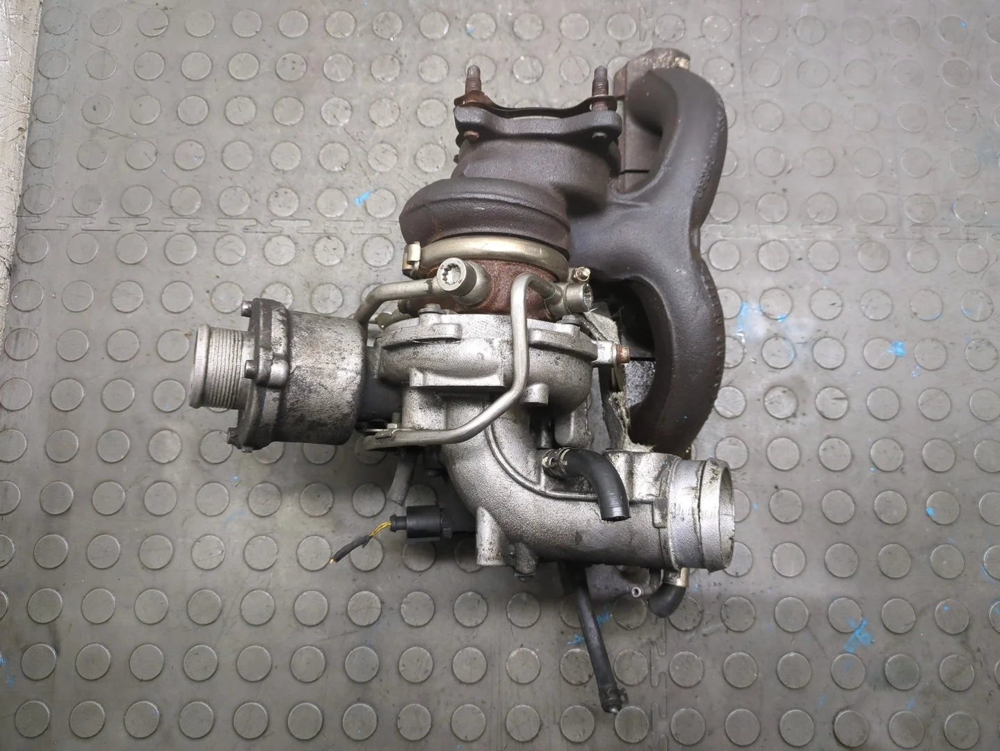 Турбина Audi A4 (B8) 2007-2015 Седан КПП автомат 4х4 (АКПП) CAEB Бензин 2 л TFSI