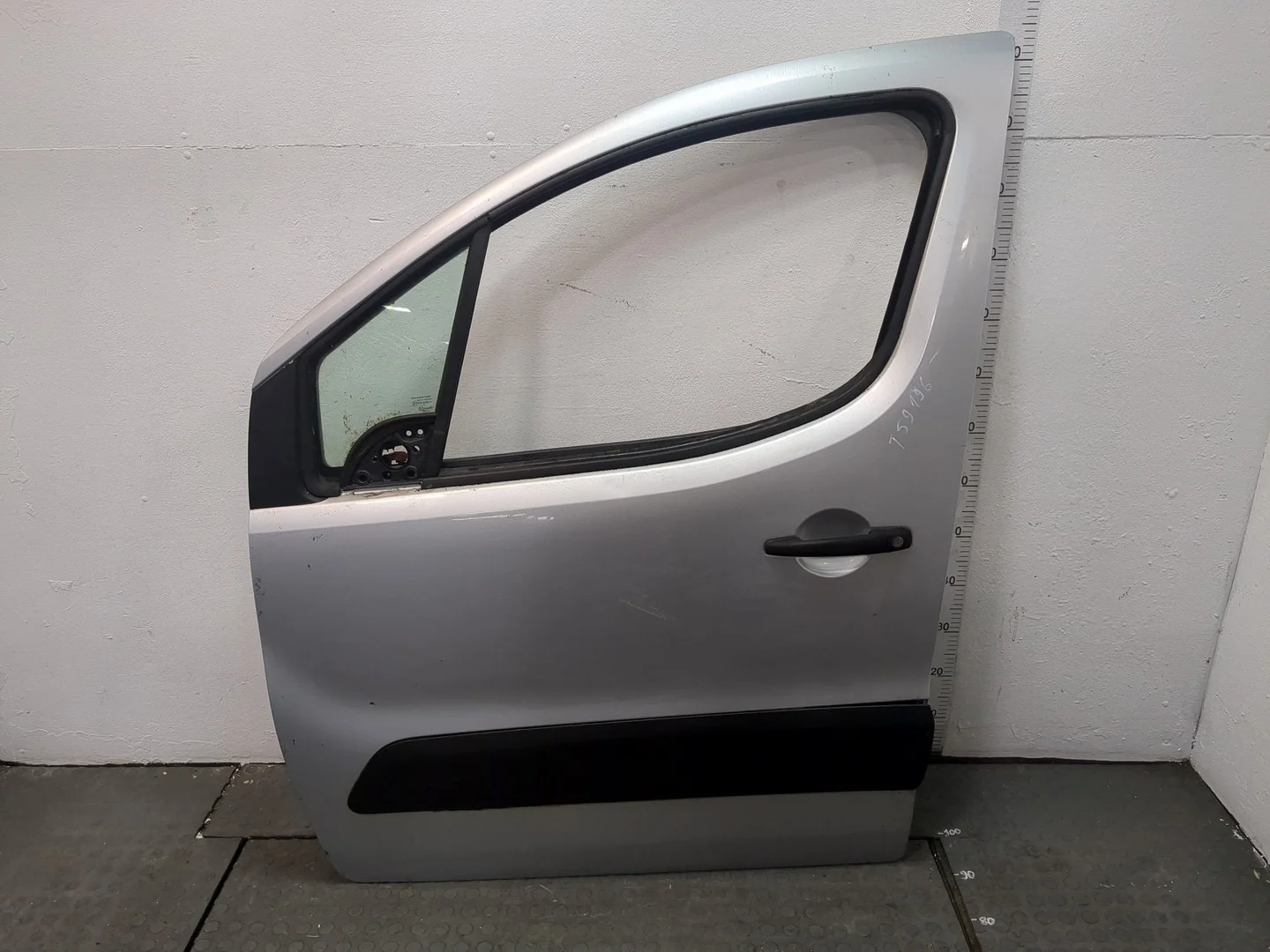 Дверь боковая (легковая) Citroen Berlingo 2008-2012 Минивэн КПП 5-ст.мех.(МКПП) 9HX Дизель 1.6 л HDI